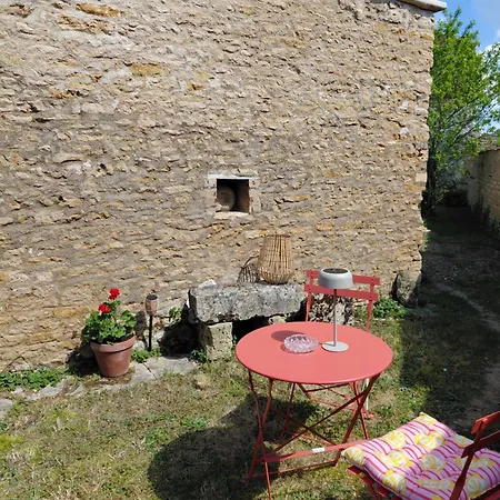 Le Pigeonnier De L'envolee Champenoise B&B